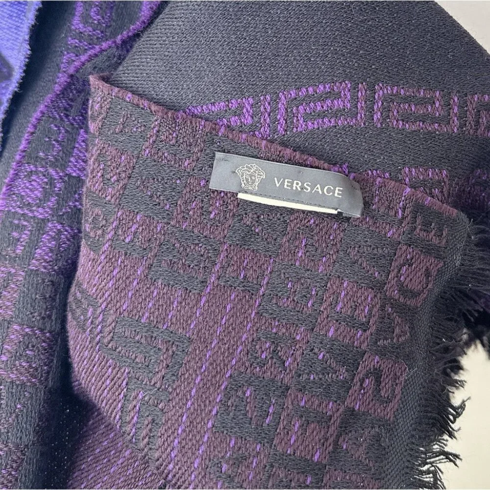 Versace Unisex Purple Ombre Geometric One Size Woven Scarf - Picture 14 of 15